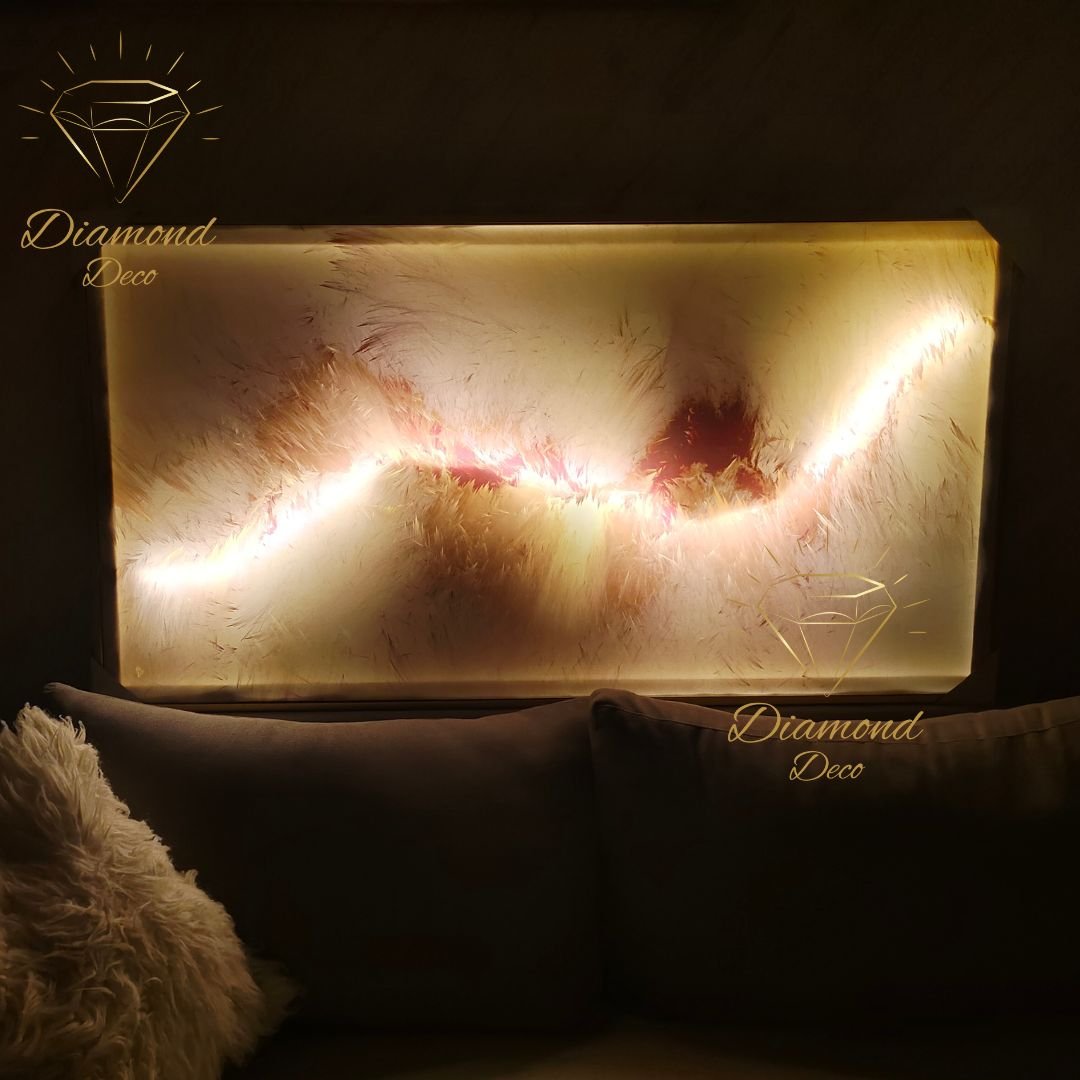 Golden Clouds With Lighting - الصورة 3